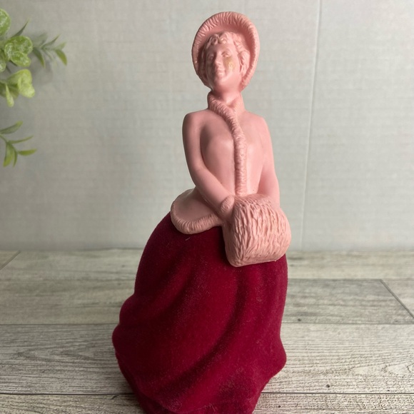 Vintage Avon Skater's Waltz Charisma Cologne 4 oz bottle Pink - Picture 2 of 7